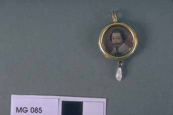 Pendant (portrait miniature of a man)