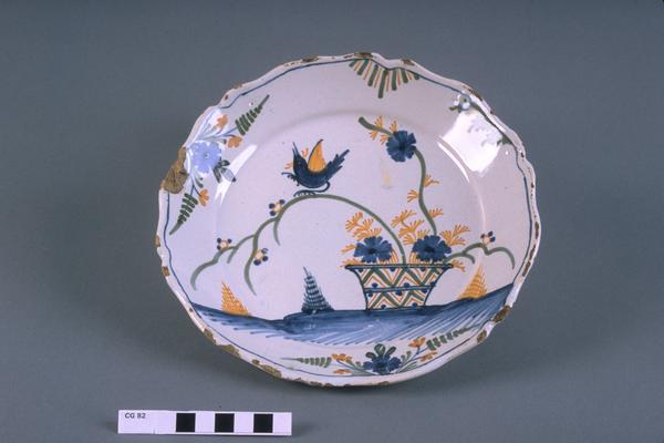 Tin-glazed dish