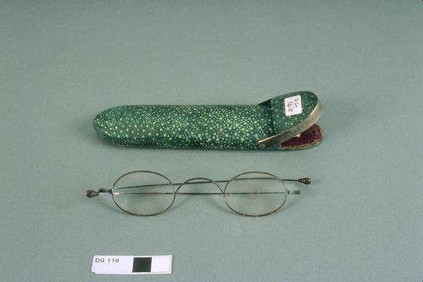 Spectacles-case