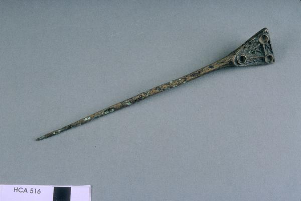 Bronze Pennanular Pin