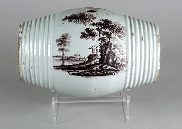 Wine or brandy delftware barrel