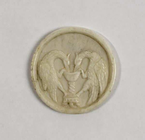 Ivory disc (mount ?)