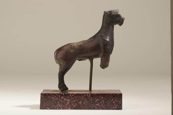 Figure of an animal (panther / leopard)