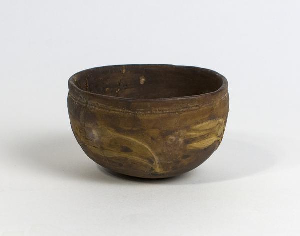 Earthenware jar or bowl