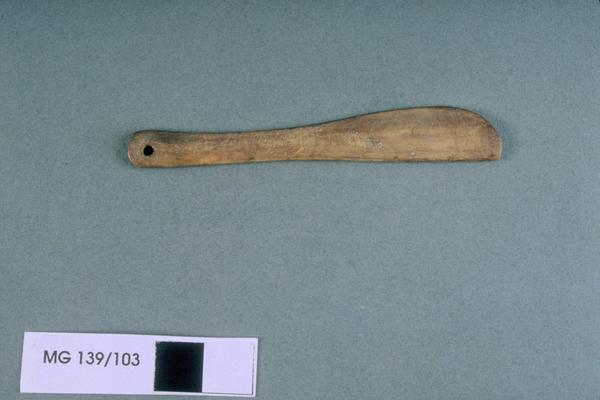 Wooden paddle (toy)