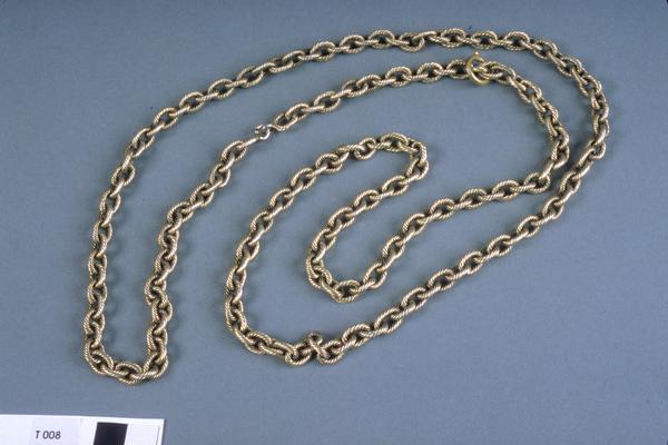 Silver-gilt neck-chain