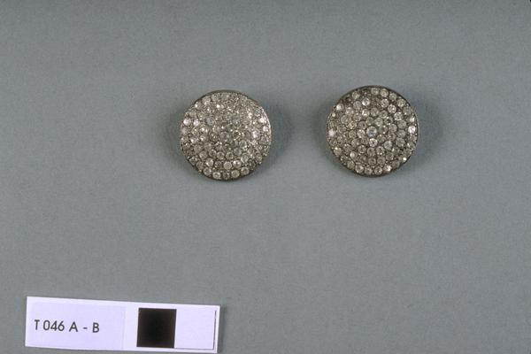 Silver earring (1 of a pair)